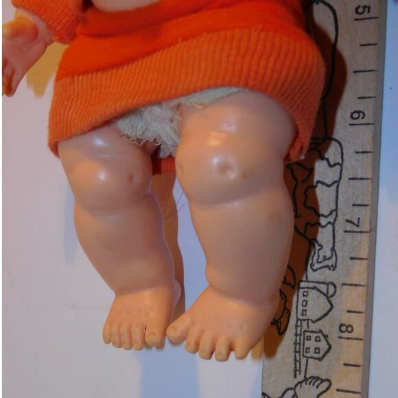 8" 1957 Vintage Ruth E. Newton Sun Rubber Co. Baby Drink & Wet Play Doll - Picture 6 of 7